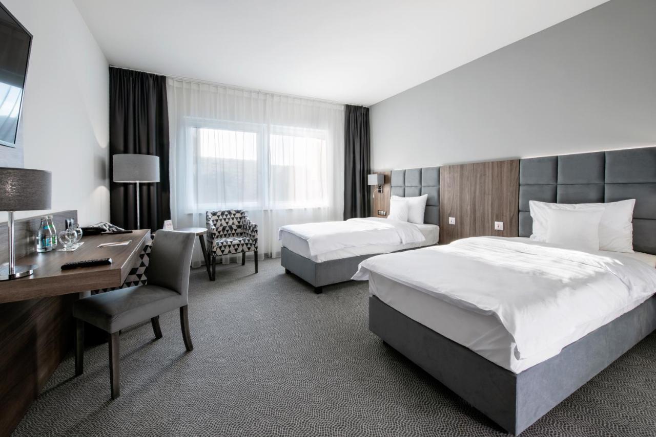 Hotel Db