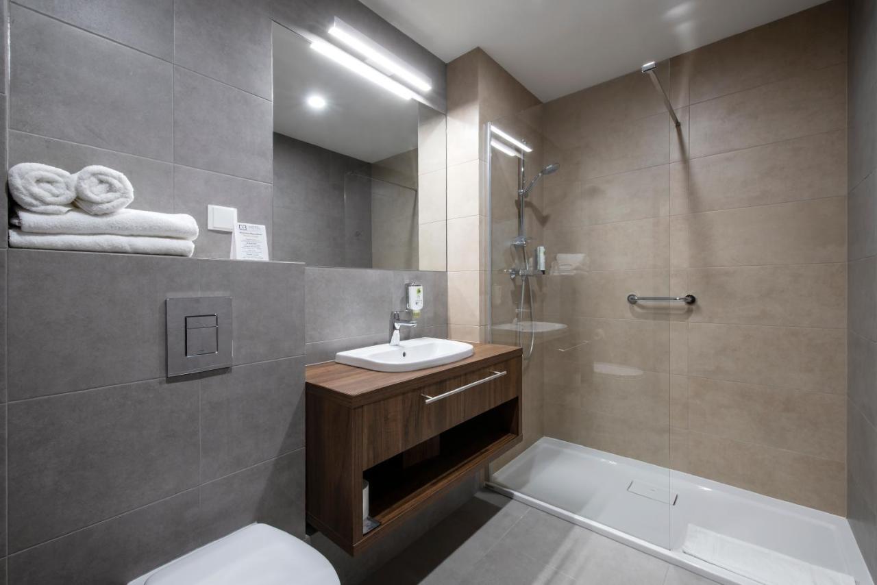 Db Hotel 4*